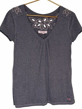 Vintage Y2K Hollister Heather Gray V-Neck Tee with Floral Cut Outs